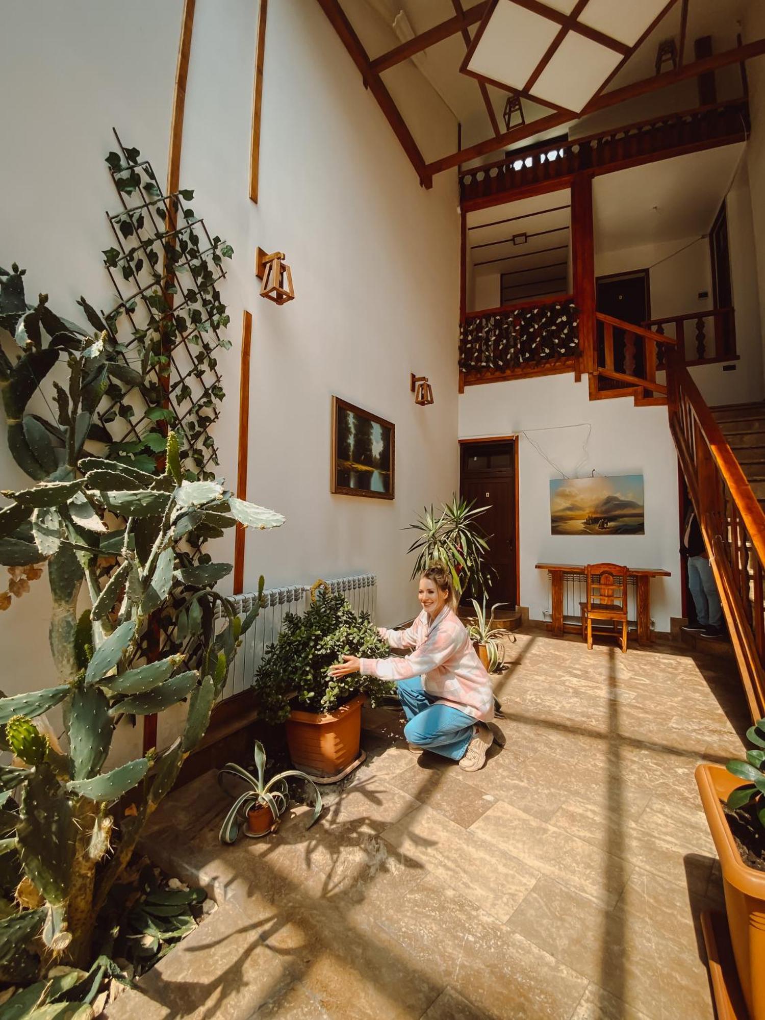 Yerevan Hotel Екстериор снимка
